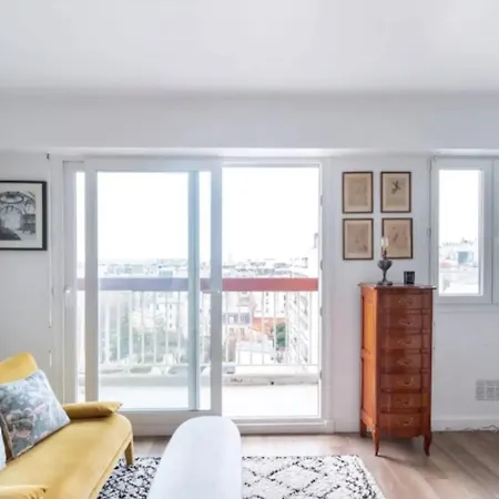Very Well Equipped Studio Close To Montmartre Apartment *